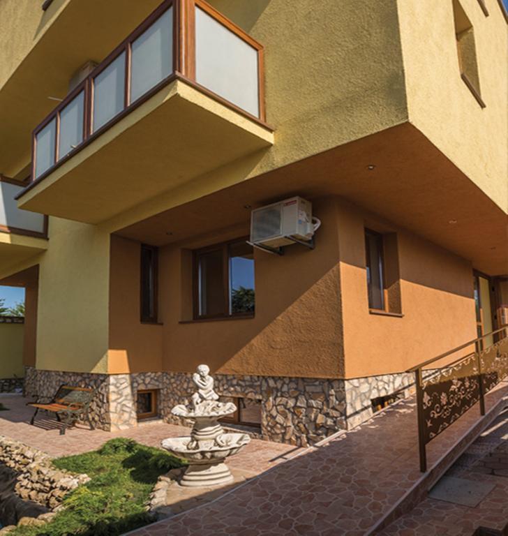 Rosiem House Hotel Текиргьол Екстериор снимка