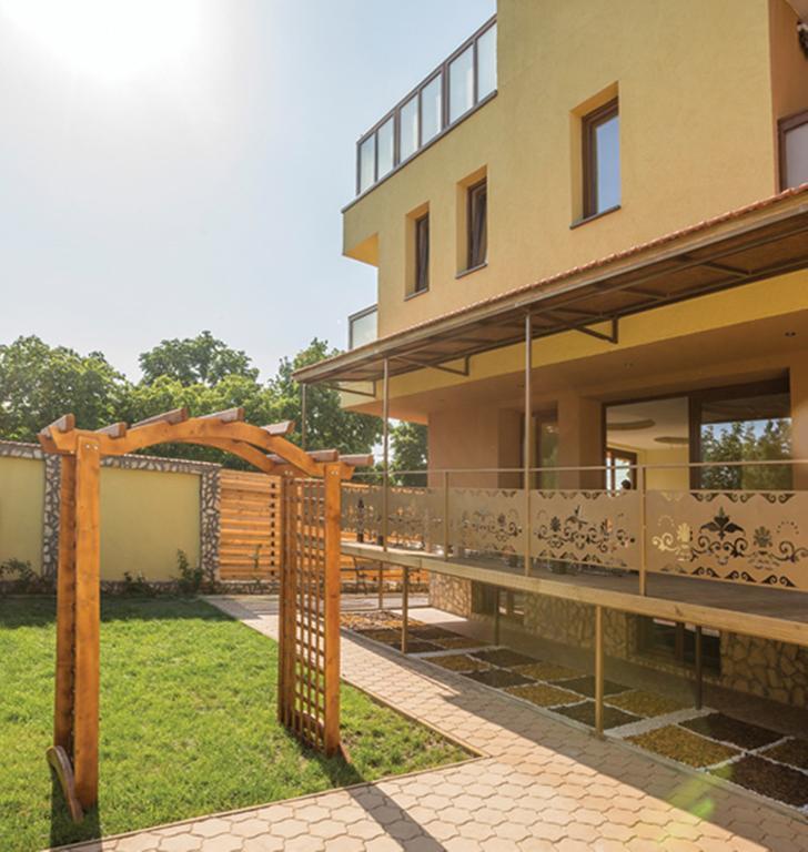 Rosiem House Hotel Текиргьол Екстериор снимка