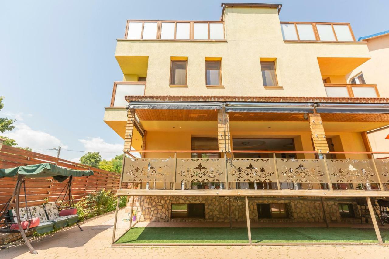 Rosiem House Hotel Текиргьол Екстериор снимка