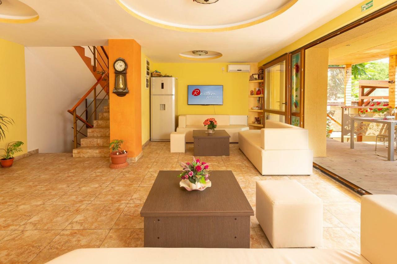 Rosiem House Hotel Текиргьол Екстериор снимка