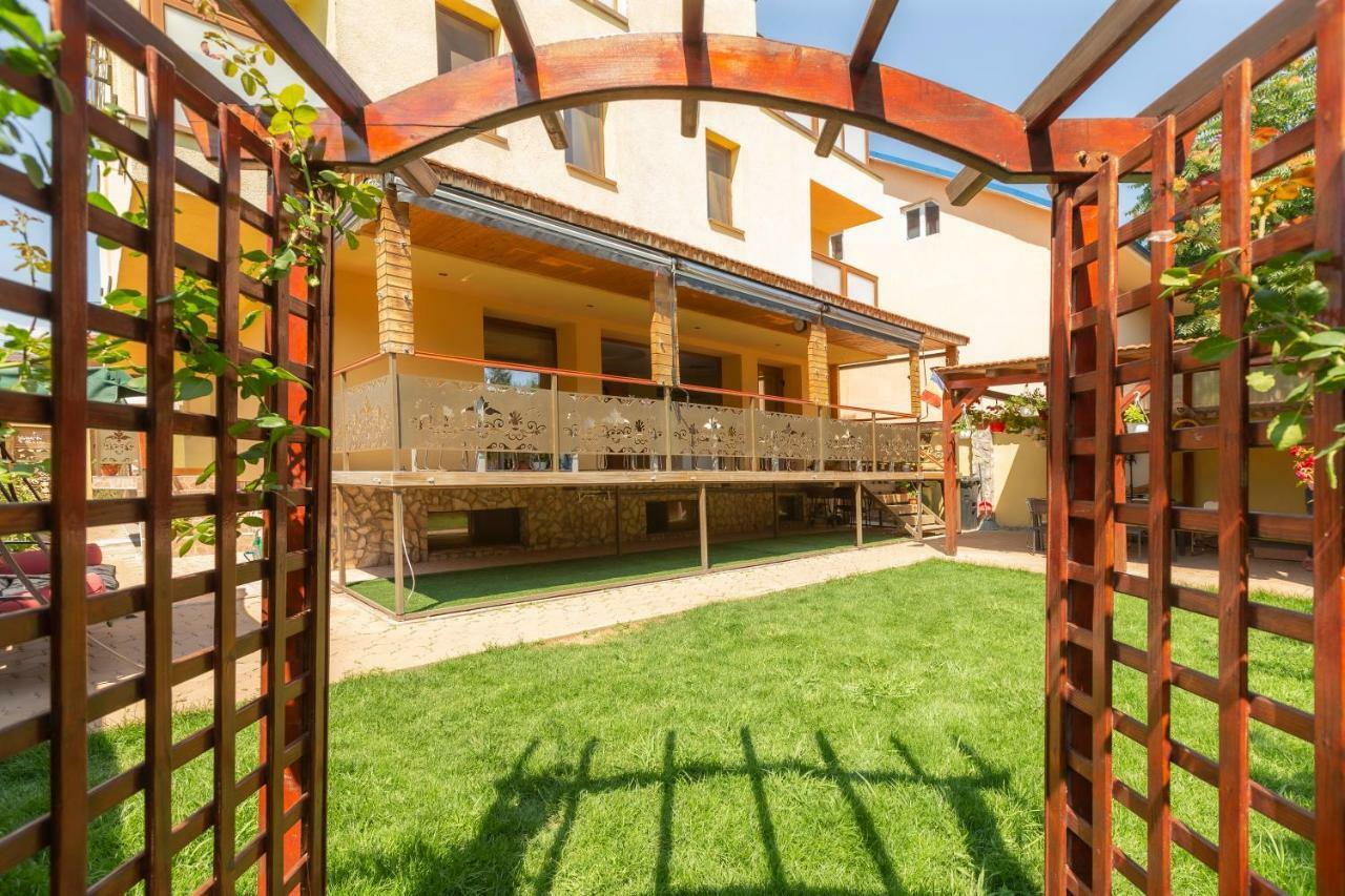 Rosiem House Hotel Текиргьол Екстериор снимка
